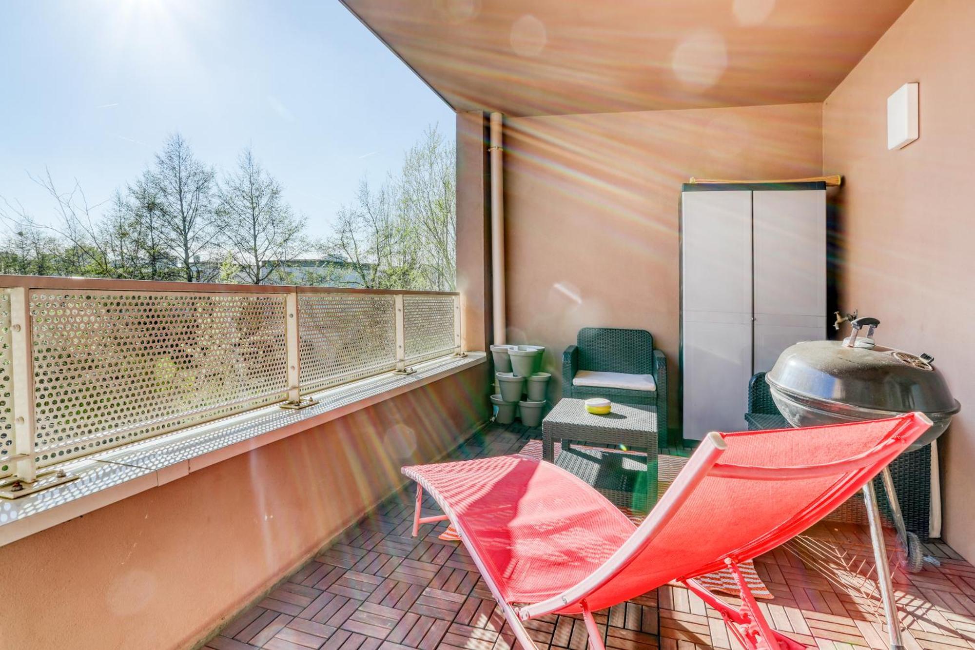 "Le Serenity ", Appartement Spacieux ,Balcon, Parking Prive Gratuit, Netflix, Proche Cdg Et Stade De France Stains Exterior photo